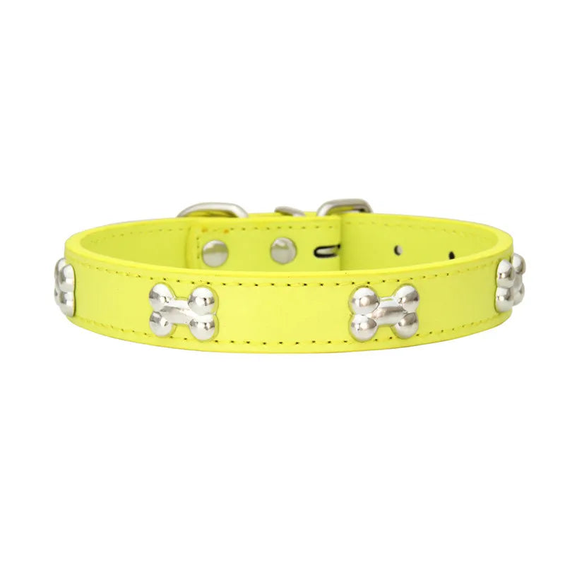 Collier pour Chien en Cuir avec Breloque Os – Durable, Confortable et Coloré